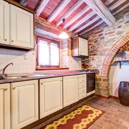 别墅 Fratticciola Sleeps 24 With Pool Air Con And Wifi