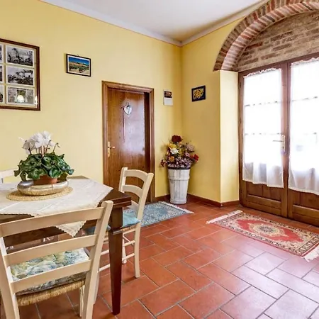 Fratticciola Sleeps 24 With Pool Air Con And Wifi *