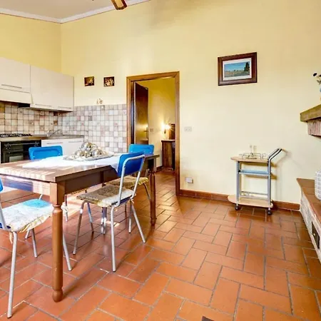 别墅 Fratticciola Sleeps 24 With Pool Air Con And Wifi