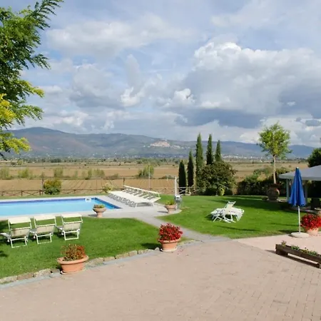 Fratticciola Sleeps 24 With Pool Air Con And Wifi 哥尔顿