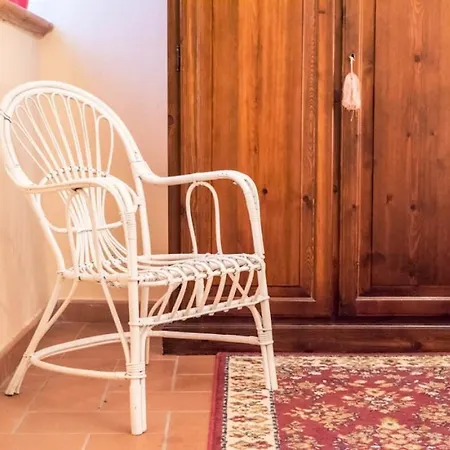 Fratticciola Sleeps 24 With Pool Air Con And Wifi 别墅 *