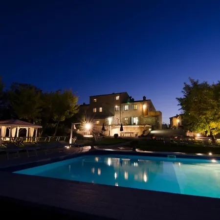 Fratticciola Sleeps 24 With Pool Air Con And Wifi 哥尔顿